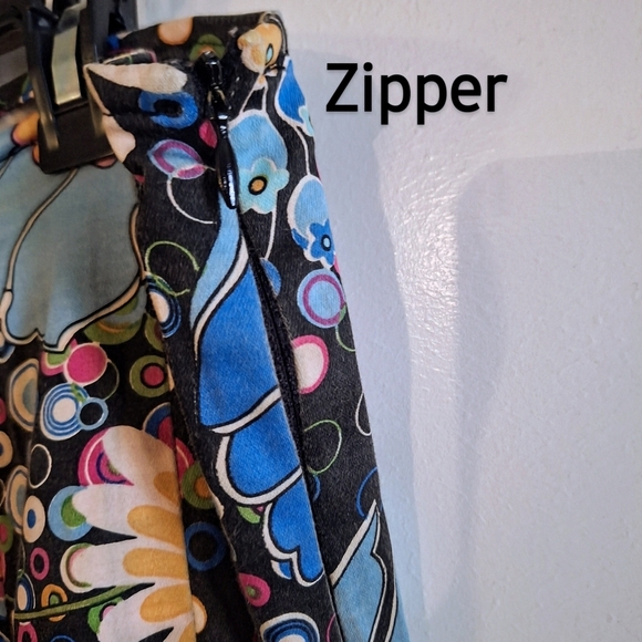 Lauren Max Black Flared Skirt With Colorful Flowers - Picture 6 of 8